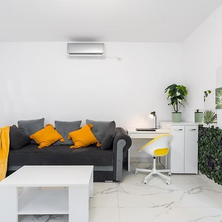 Monza Apartment-Ultracentral Bucharest Exterior photo